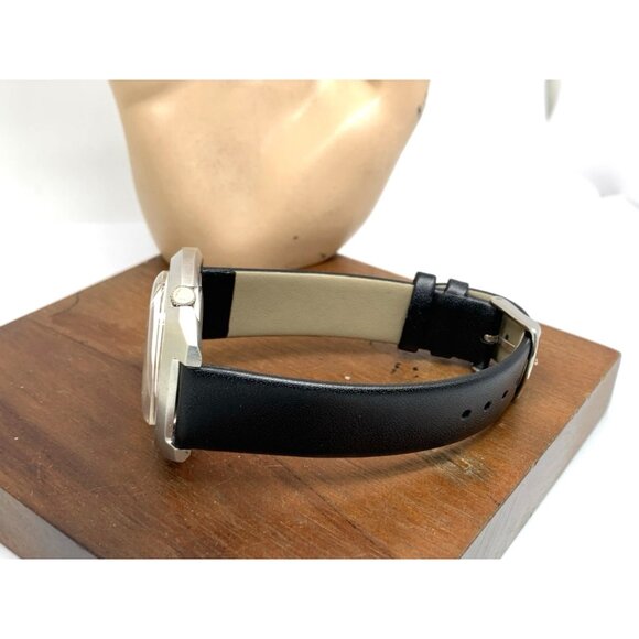 Bulova Accutron Men's Watch Vintage 1971 Quartz Silver Dial Black Leather Band - Picture 8 of 13